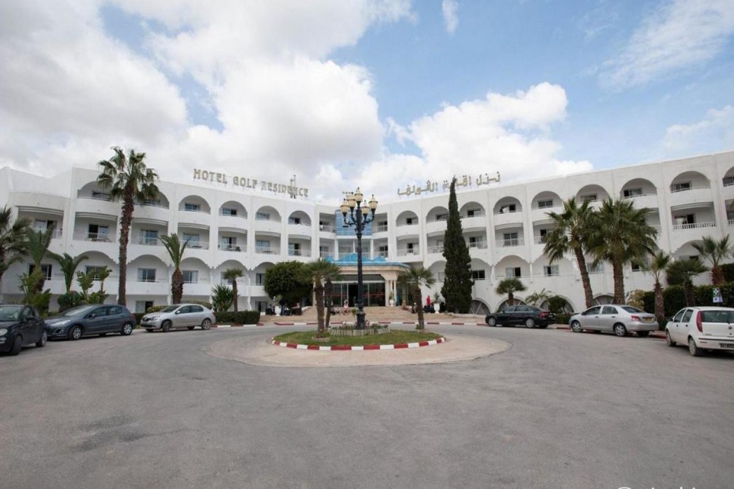 golf residence family only
