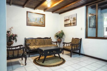aleros hotel boutique