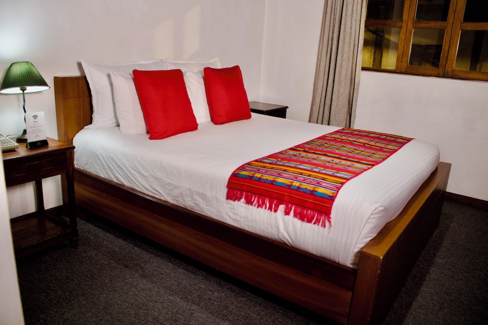 aleros hotel boutique