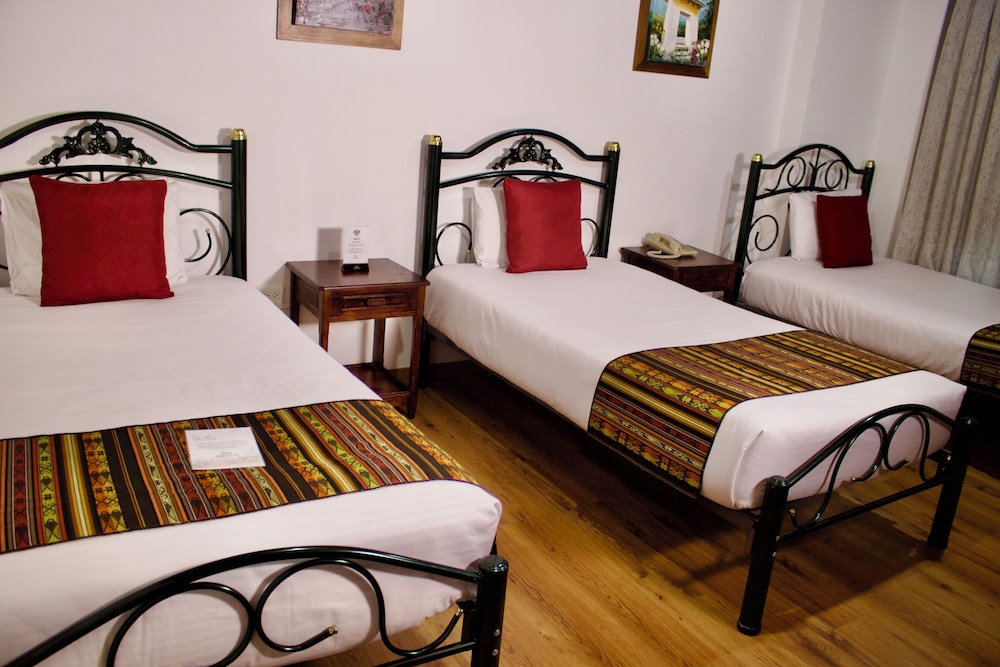 aleros hotel boutique