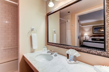 gaslamp plaza suites