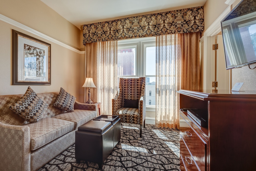 gaslamp plaza suites