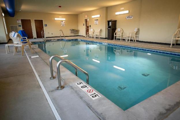 cobblestone hotel and suites lamar