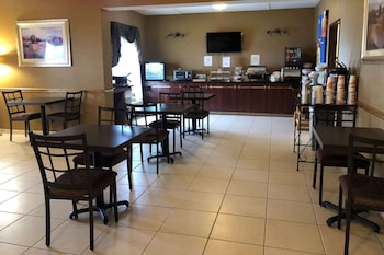 Wingate By Wyndham Grove City,Franklin>>Clark,3 star
