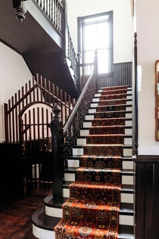 Hotel Giles,717 High St,3 star