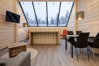 Northern Lights Village Pyha,Luosto>>Lapland,3 star