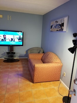 atrium 102