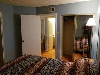 atrium 102
