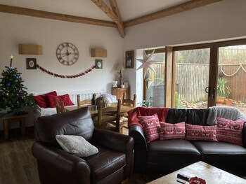 charming gnome cottage in devon near sidmouth