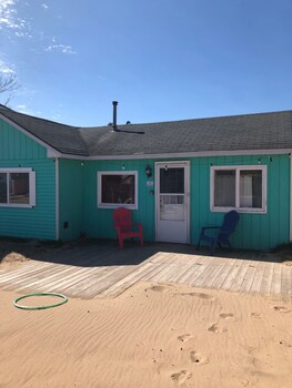 aloha beach club resort