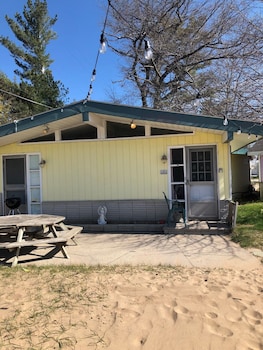 aloha beach club resort