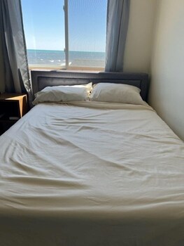 aloha beach club resort