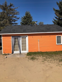 aloha beach club resort