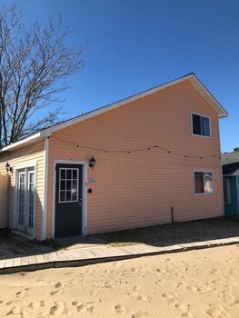 aloha beach club resort