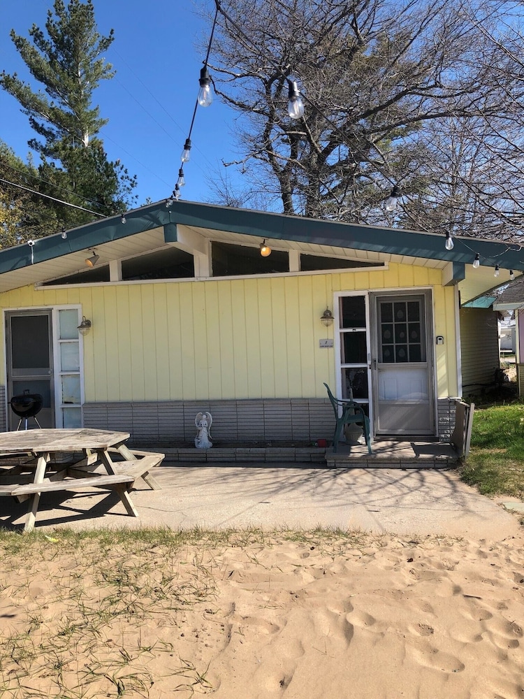 aloha beach club resort