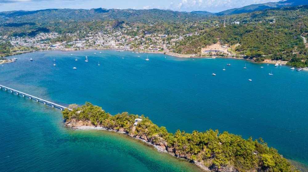 best bed and breakfast in samana