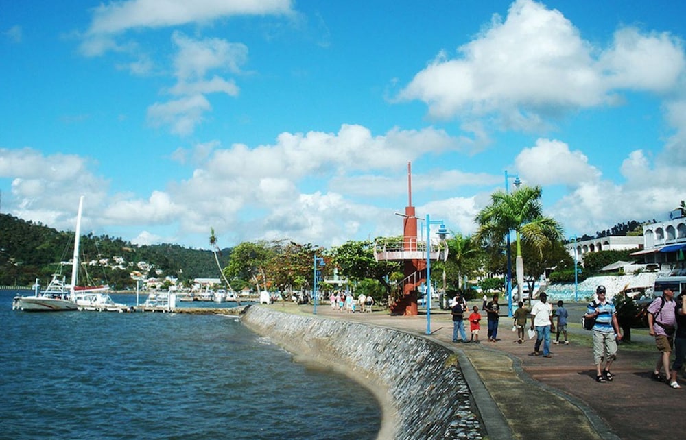 best bed and breakfast in samana