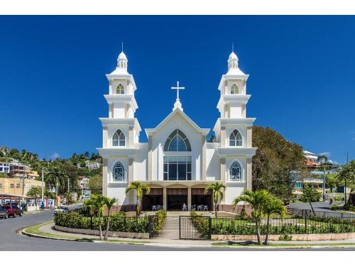 best bed and breakfast in samana