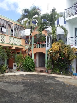 best bed and breakfast in samana