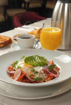hotel plaza 79