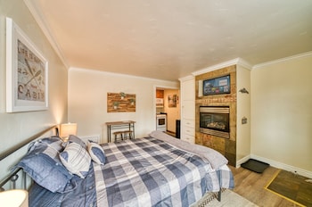 the moose and maple lodge