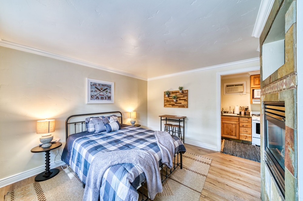 the moose and maple lodge