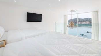 yeosu nukim poolvilla