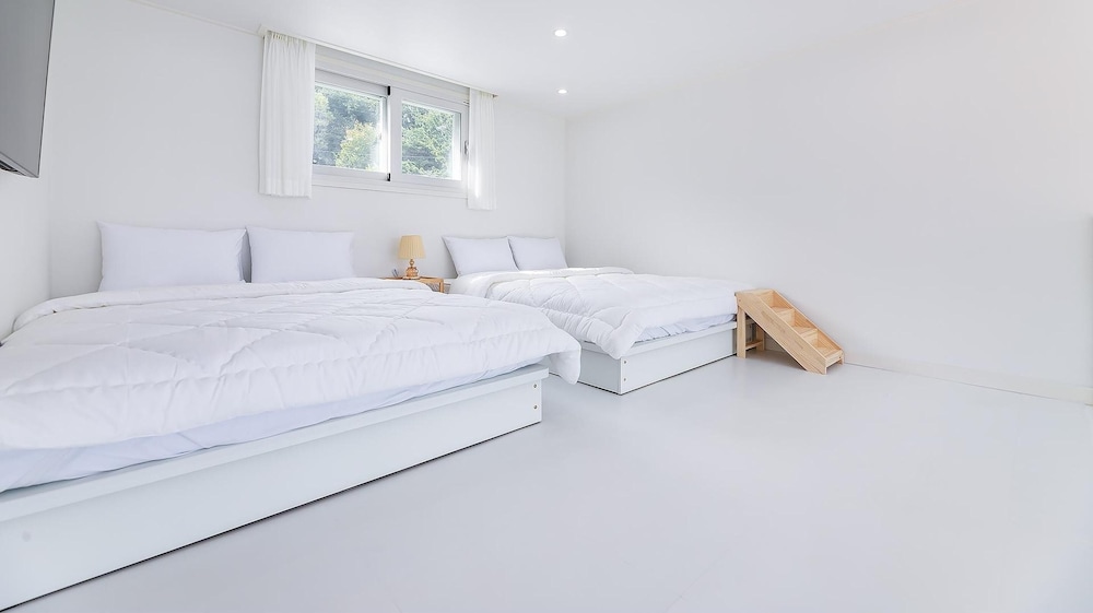 yeosu nukim poolvilla