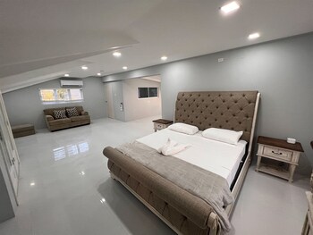 glencoe townhome with loft jacuzzi and pool