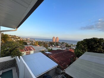 glencoe townhome with loft jacuzzi and pool