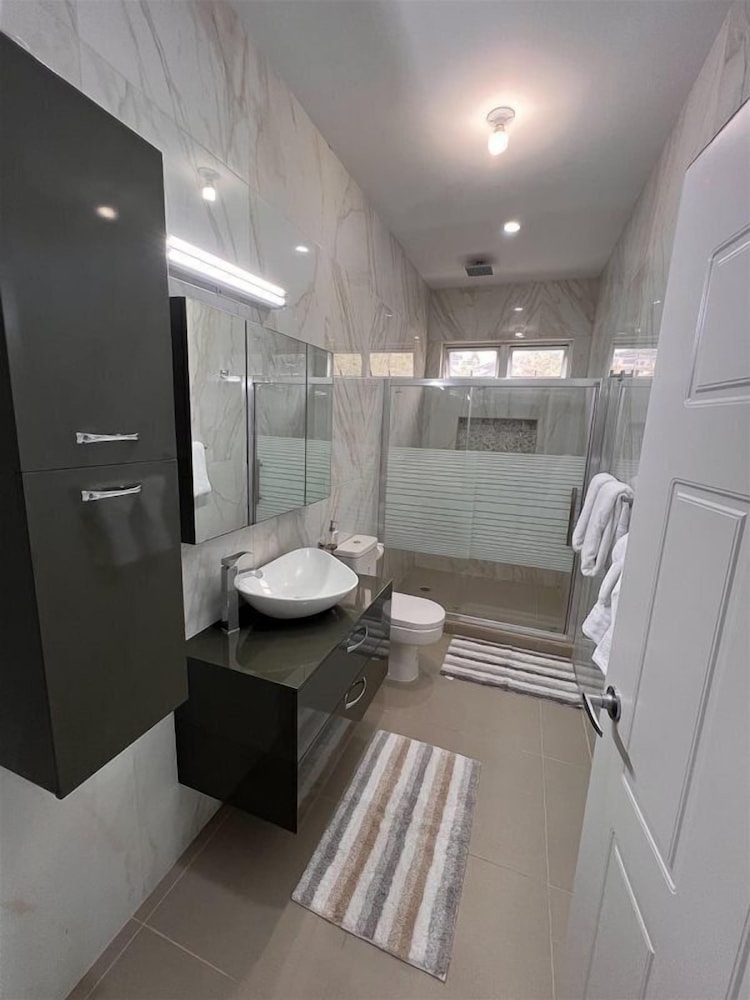 glencoe townhome with loft jacuzzi and pool