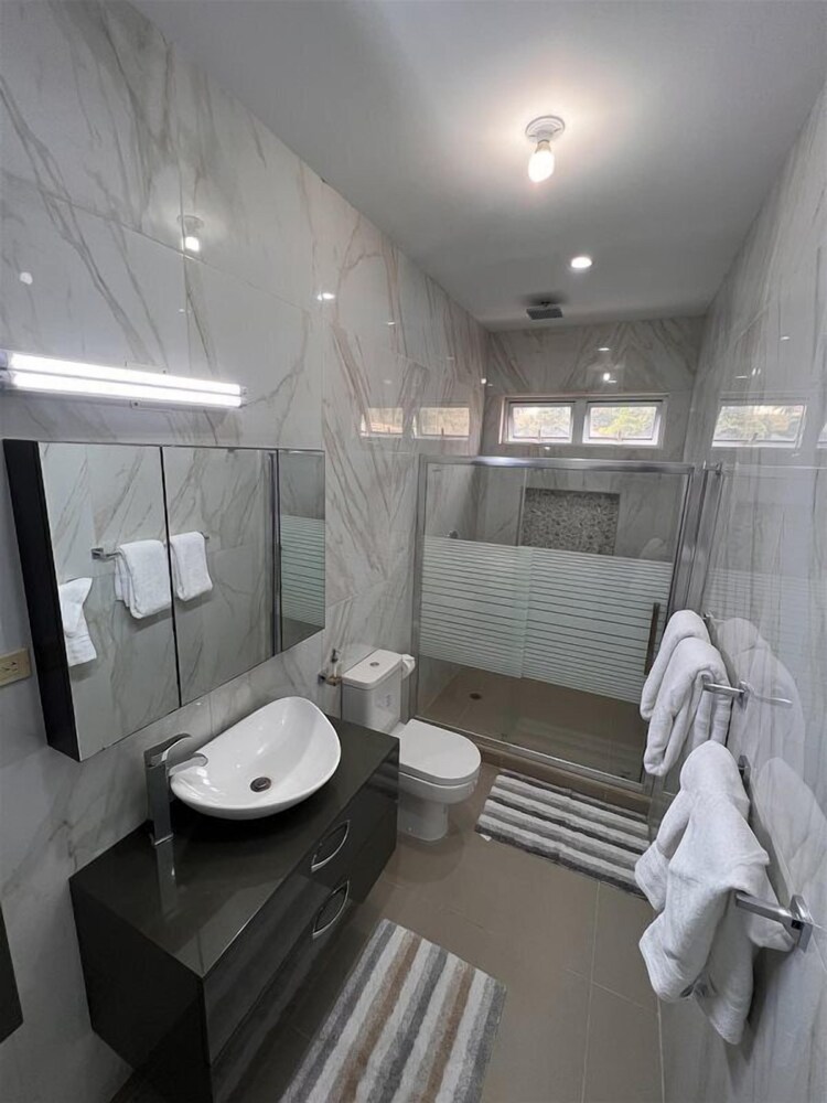 glencoe townhome with loft jacuzzi and pool