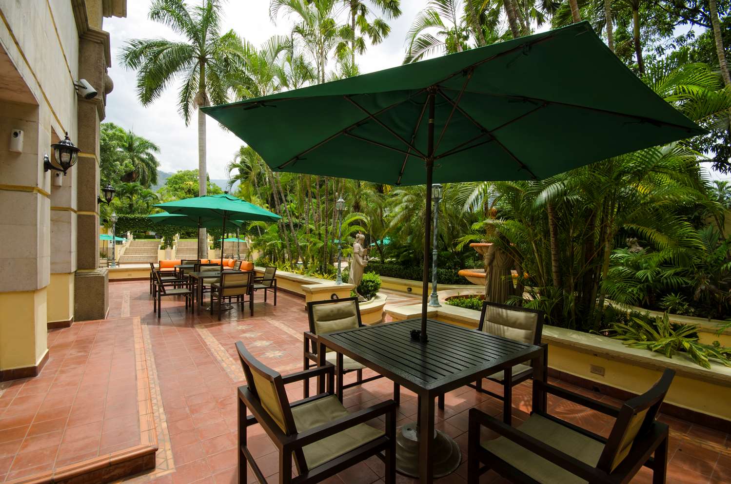 hilton princess san pedro sula