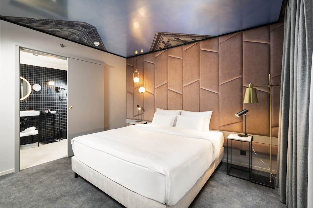 three corners downtown hotel