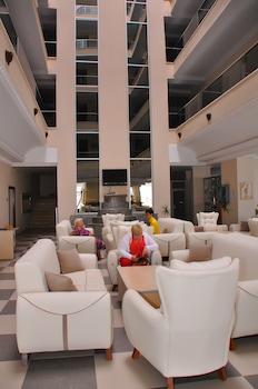 club bayar beach hotel