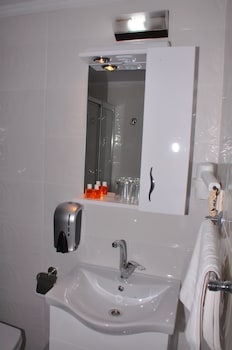 club bayar beach hotel