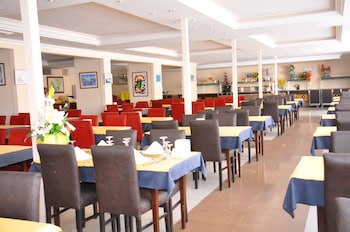 club bayar beach hotel