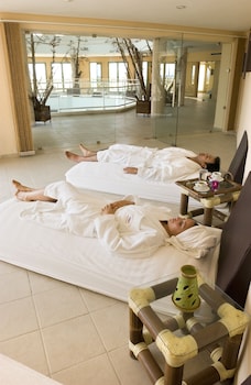 hotel alhambra thalasso