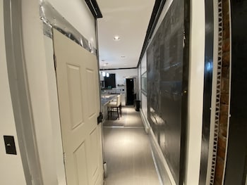 stylish 4 bedroom home near philadelphia