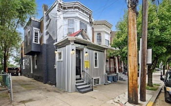 Stylish 4 Bedroom Home Near Philadelphia,Philadelphia>>Camden,3 star