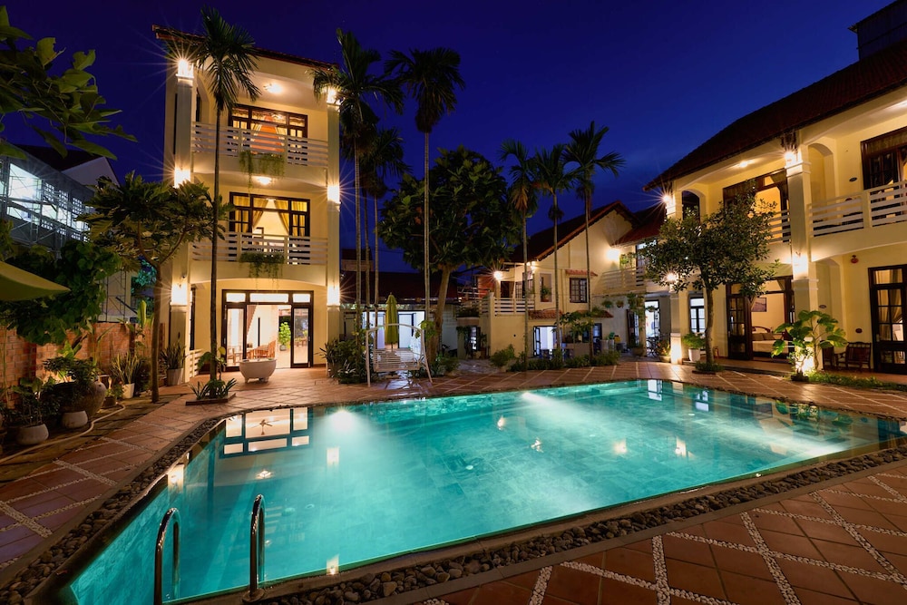 the muse house