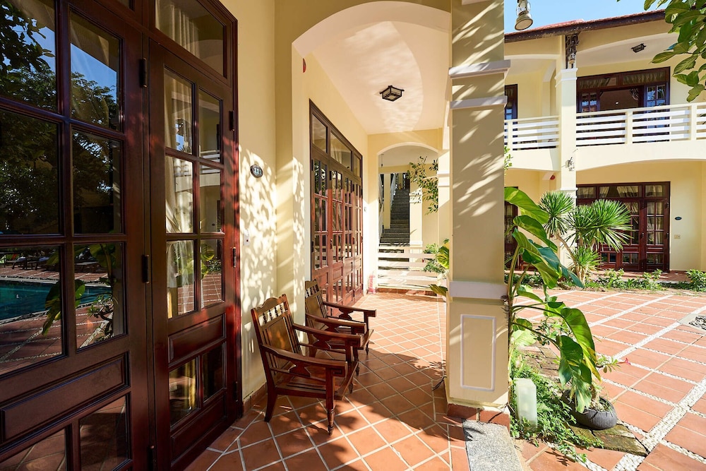 the muse house