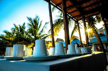 asante sana beachfront hotel