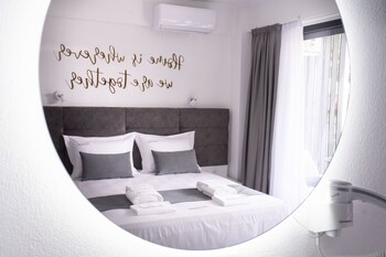 aeonian luxury suites