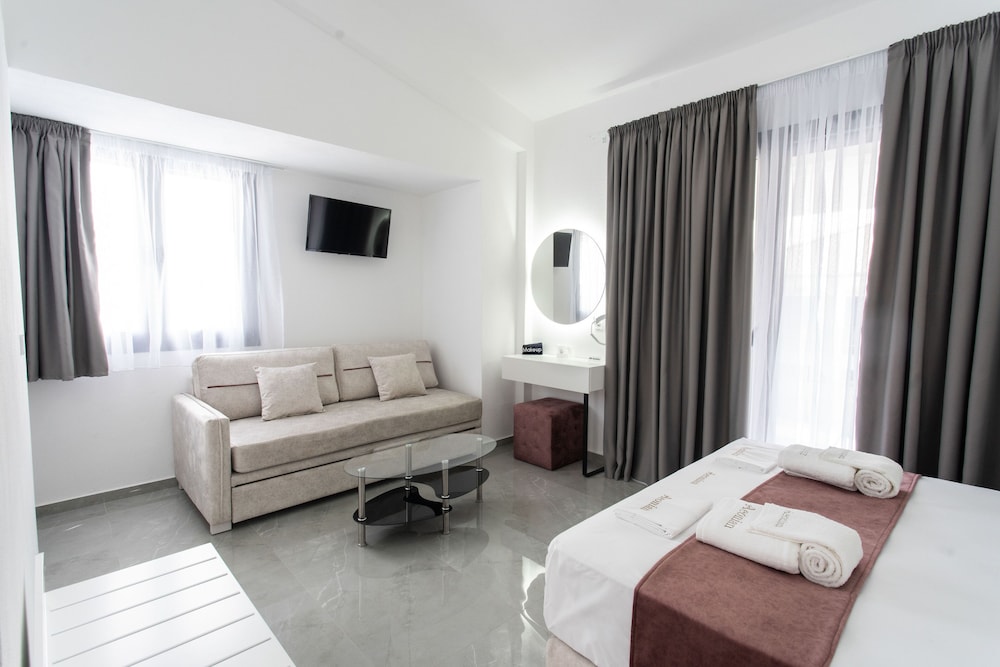 aeonian luxury suites