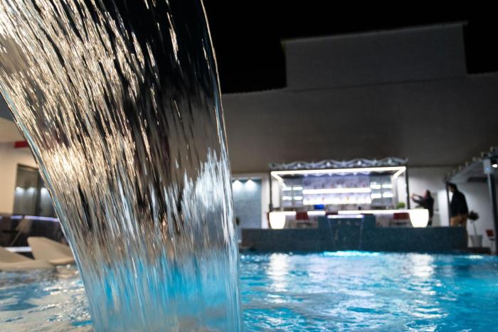 aeonian luxury suites