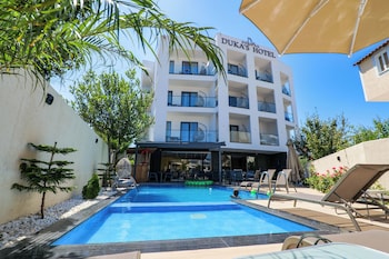 dukas hotel
