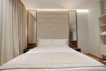 dukas hotel
