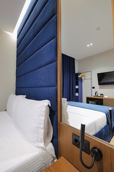 dukas hotel