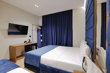 dukas hotel